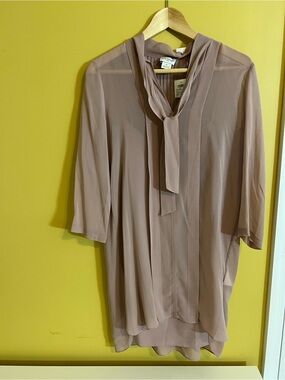 Club Monaco Tie-Neck Dress in Dusty Mauve NWT size 0 100% silk